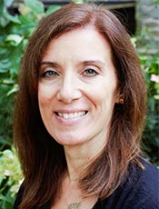 Judy Oulouhojian headshot