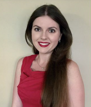 Dr. Dara Dirhan Headshot