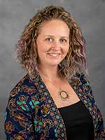 Susan Wysor Nguema Headshot