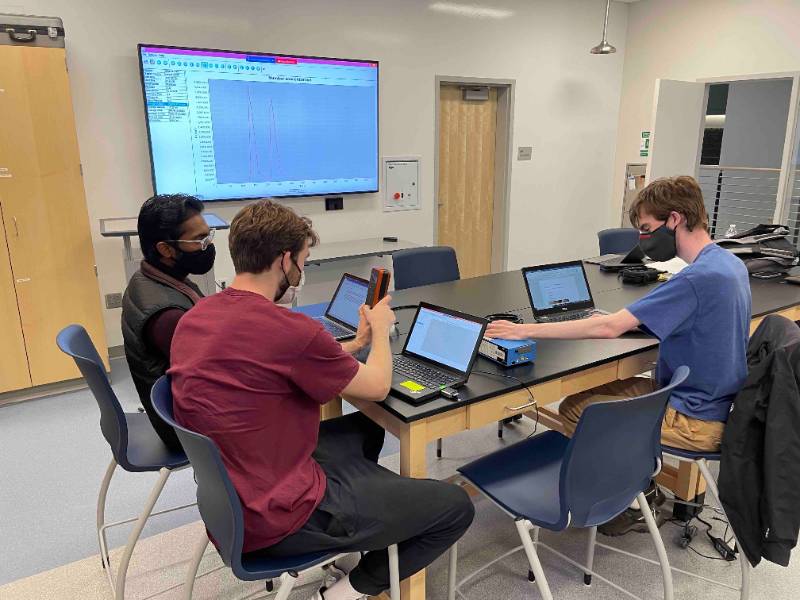 MPH students monitoring indoor air quality SECC-Env. Health Lab