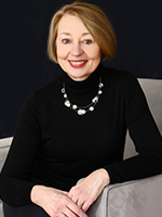 Dr. Hilary Apfelstadt