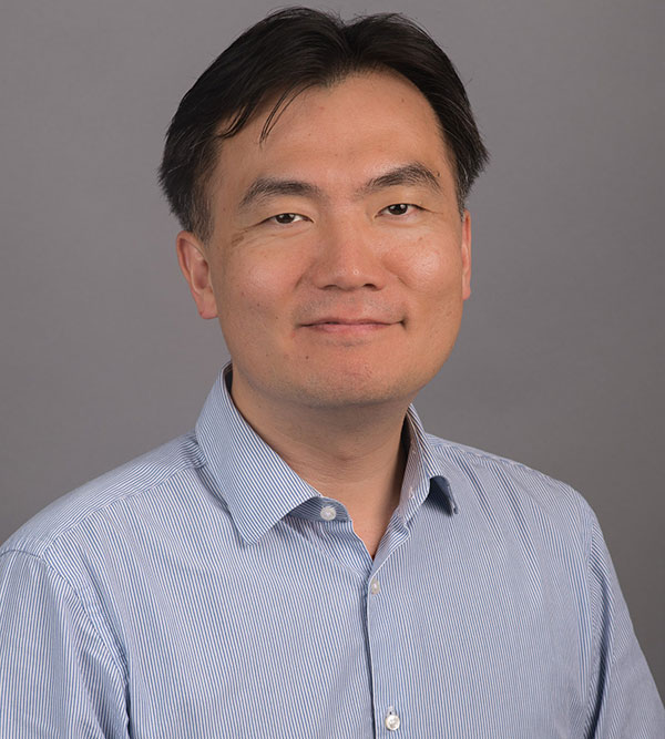 Yong Hoon Kim headshot